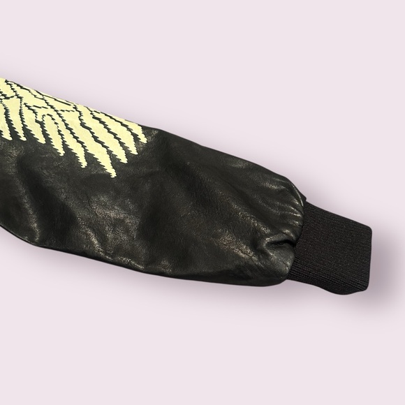 Kids Little King Black Faux Leather Jacket Wing Design Harley Davidson Patch - Picture 3 of 11